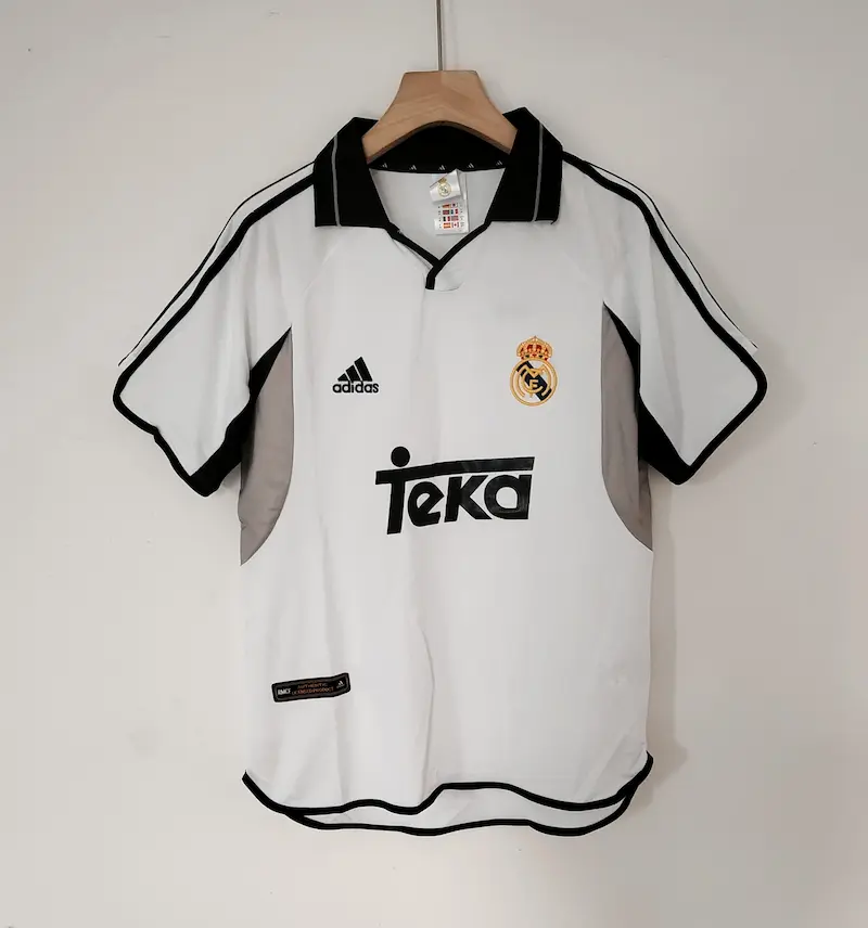 Real Madrid 2000/01 Home Retro Edition
